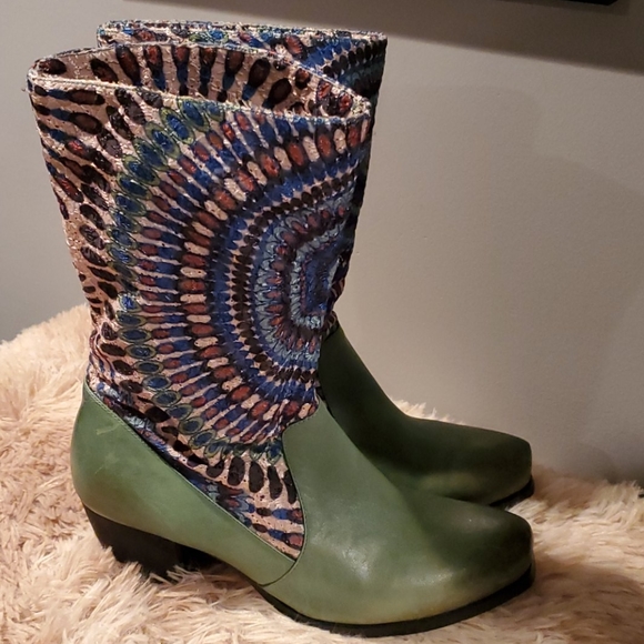 Spring Step Shoes - NWOB L'Artiste Spring Step Peru Boots